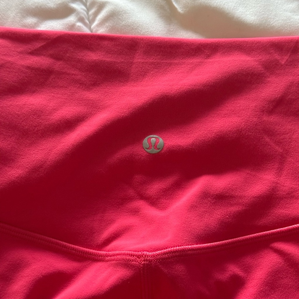 lululemon align Pink Shorts 4 euc 5” - Picture 2 of 4
